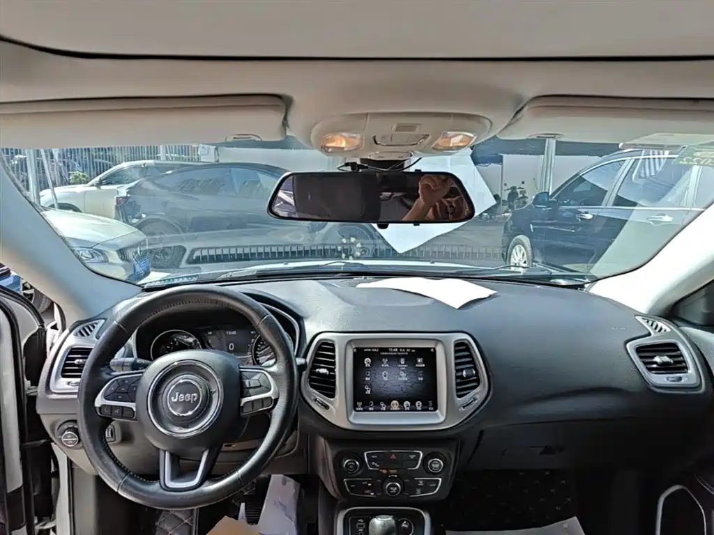 Compass 2017 200T Automatic Home Edition купить на сайте DeffCars