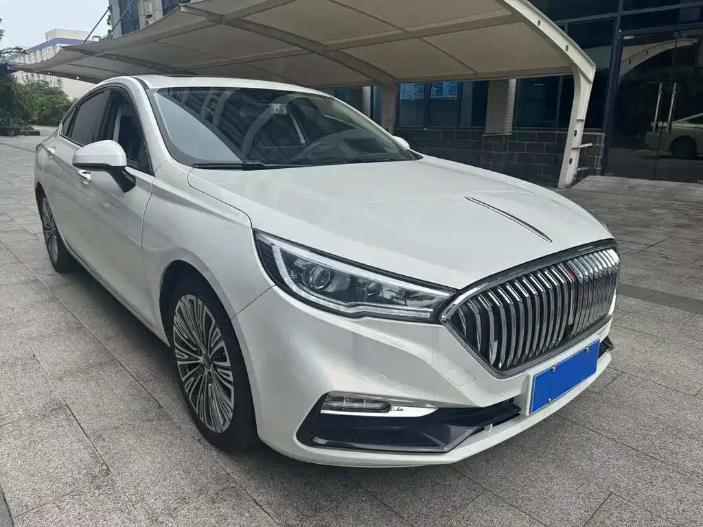 Hongqi H5 2022 Classic 1.8T Automatic Zhilianqi Chang Edition купить на сайте DeffCars