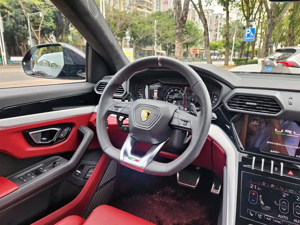 Urus 2021 4.0T V8 купить на сайте DeffCars
