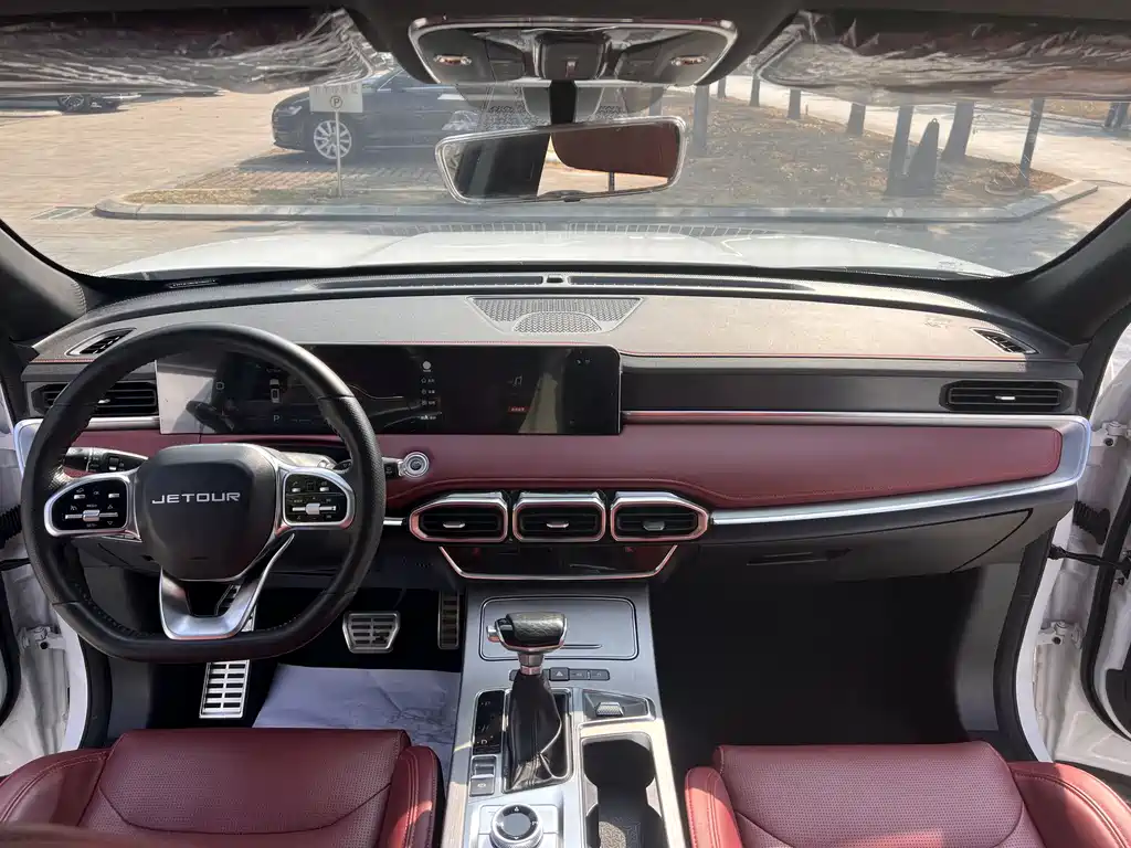 Jietu X70 PLUS 2021 model 1.6T DCT star 7 seats купить на сайте DeffCars
