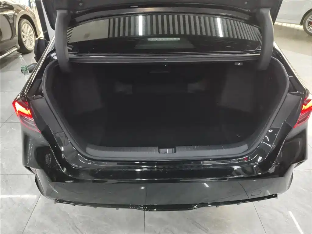 Yingshipai 2023 260TURBO Jingyue Edition купить на сайте DeffCars
