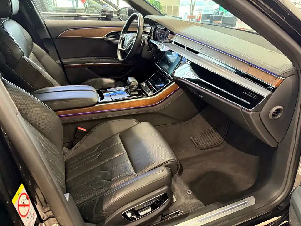 Audi A8 2018 A8L 55 TFSI quattro luxury model купить на сайте DeffCars
