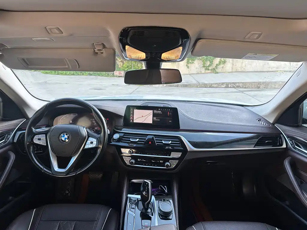 BMW 5 Series 2022 525Li M Sport Kit купить на сайте DeffCars