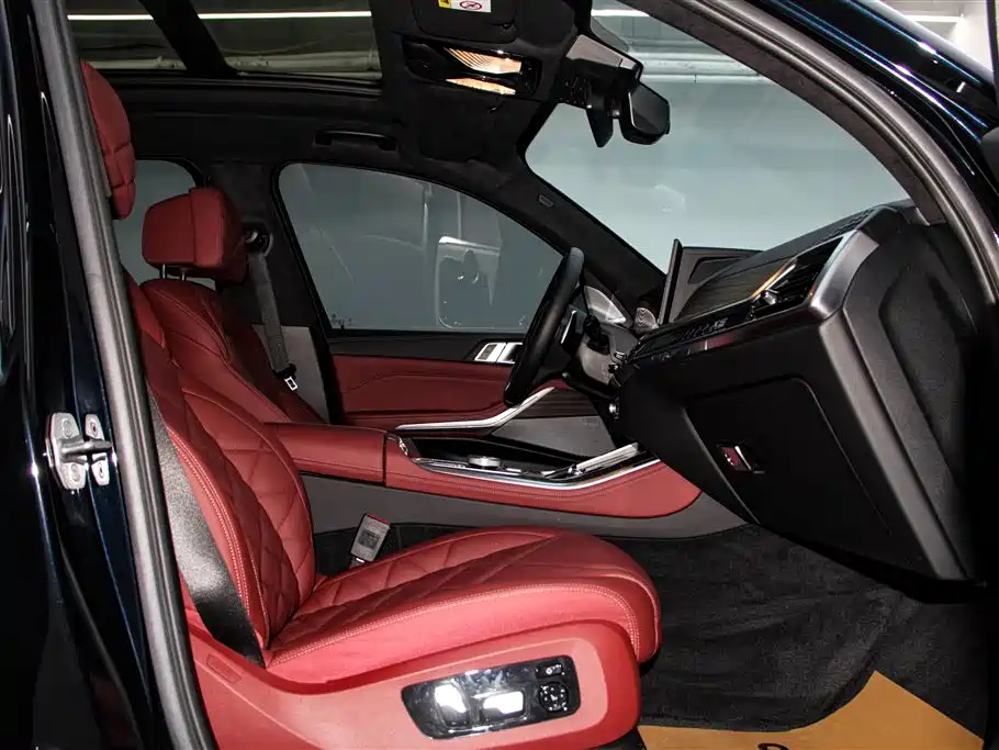 BMW X5 2023 xDrive 40Li M Sports Night Package купить на сайте DeffCars