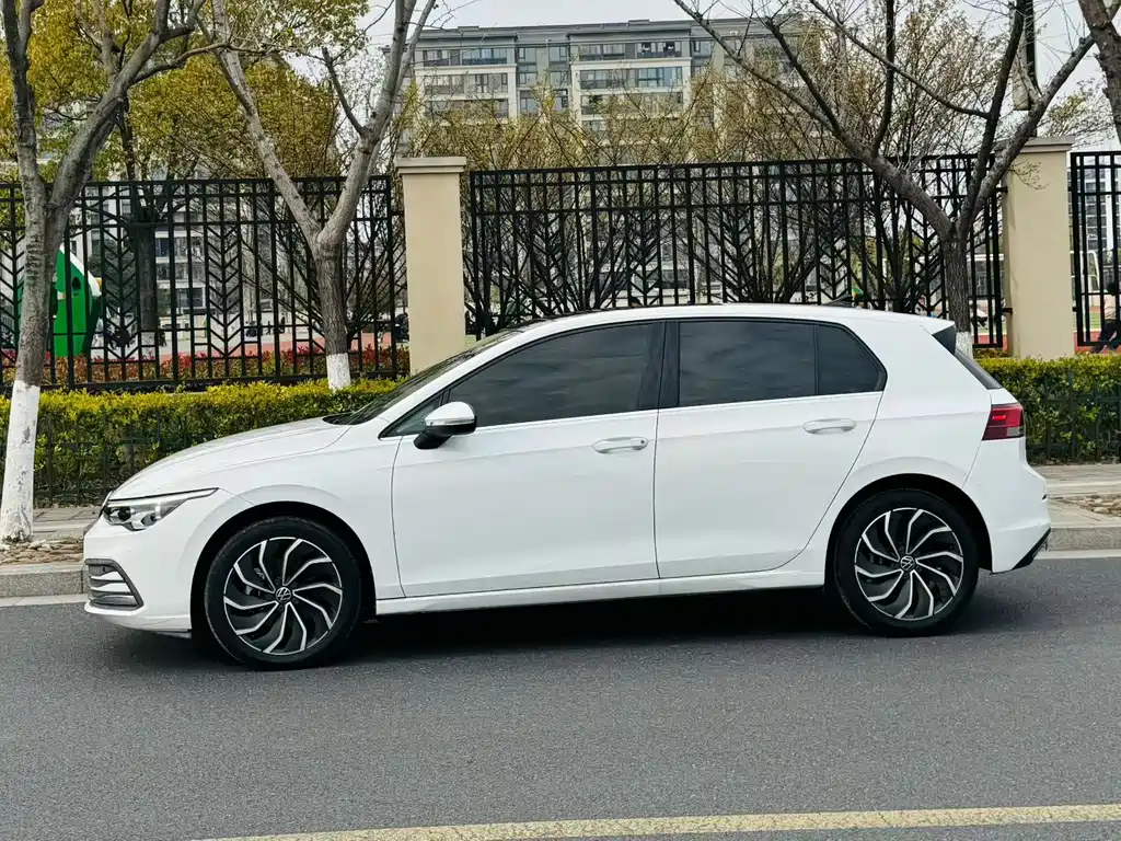 Golf 2021 280TSI DSG 30th Anniversary Edition купить на сайте DeffCars