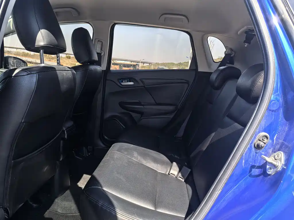 Fit 2018 1.5L CVT Comfort Edition купить на сайте DeffCars