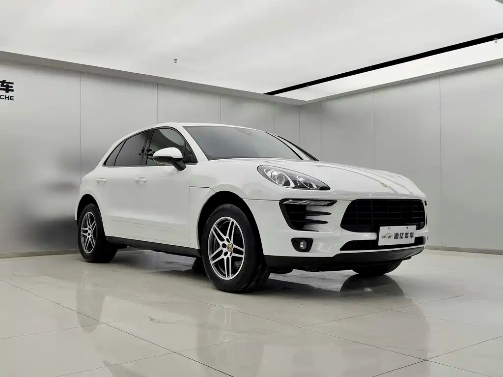 Macan 2017 Macan 2.0T купить на сайте DeffCars