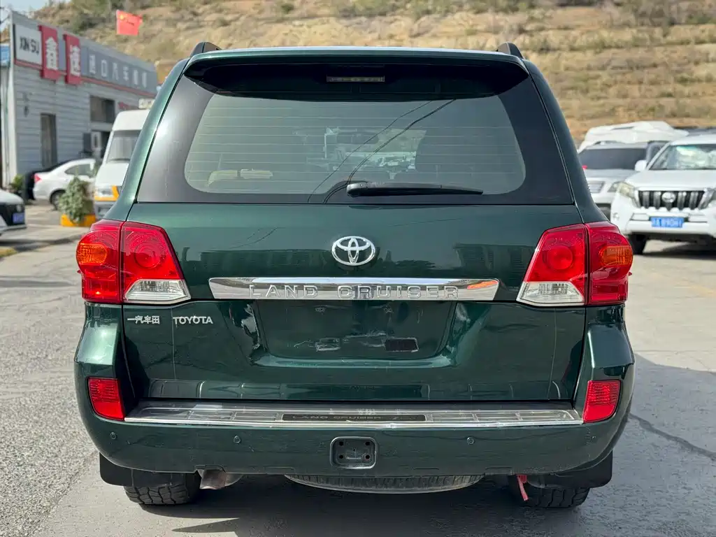 Land Cruiser 2012 4.0L automatic VX купить на сайте DeffCars