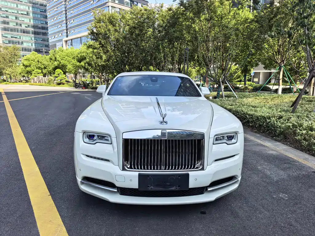 Phantom 2018 6.6T standard model купить на сайте DeffCars
