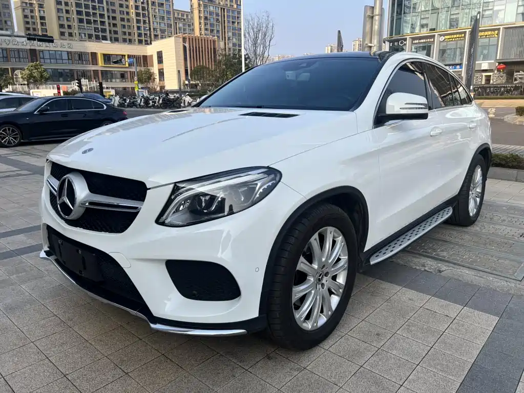 Mercedes-Benz GLE Coupe 2017 GLE 320 4MATIC Coupe SUV купить на сайте DeffCars