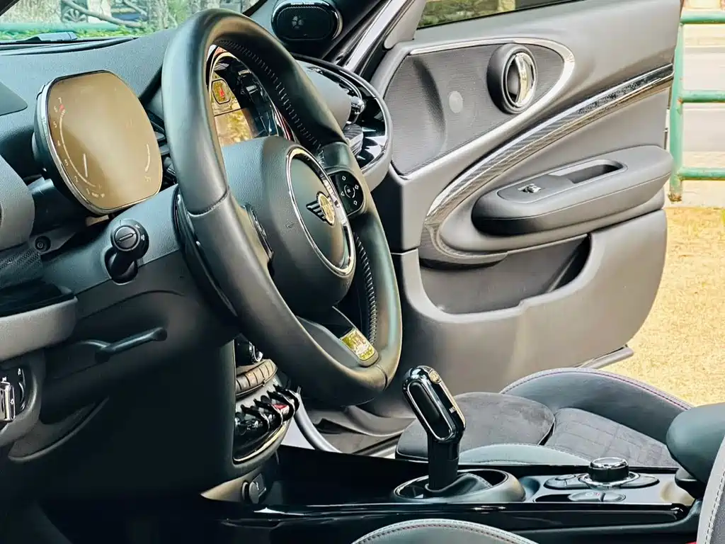 MINI JCW CLUBMAN 2022 2.0T JOHN COOPER WORKS ALL- купить на сайте DeffCars