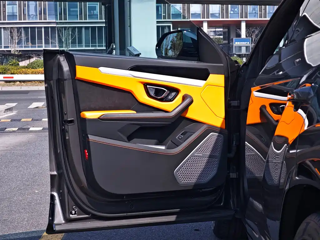 Urus 2021 4.0T V8 купить на сайте DeffCars