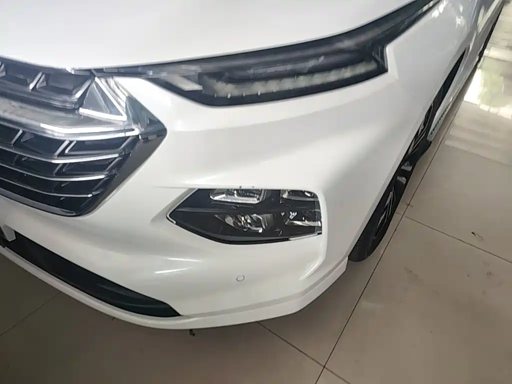 Wuling Capgemini 2020 1.5T CVT flagship model купить на сайте DeffCars