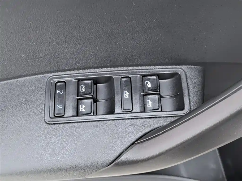 Santana 2021 1.5L automatic fashion version купить на сайте DeffCars