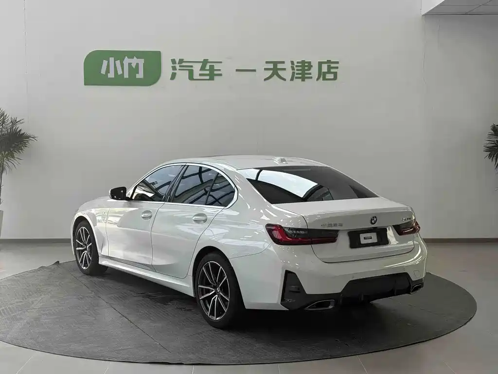 BMW 3 Series 2023 320i M Sports Package купить на сайте DeffCars