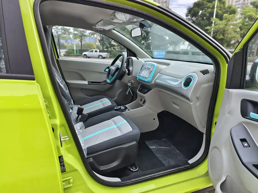 Yizhi EV2 2024 model 201km luxury model купить на сайте DeffCars