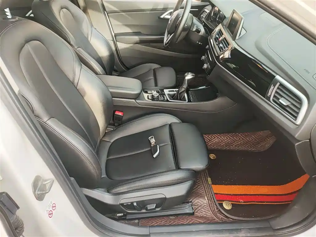 BMW 1 Series 2018 118i Sports купить на сайте DeffCars