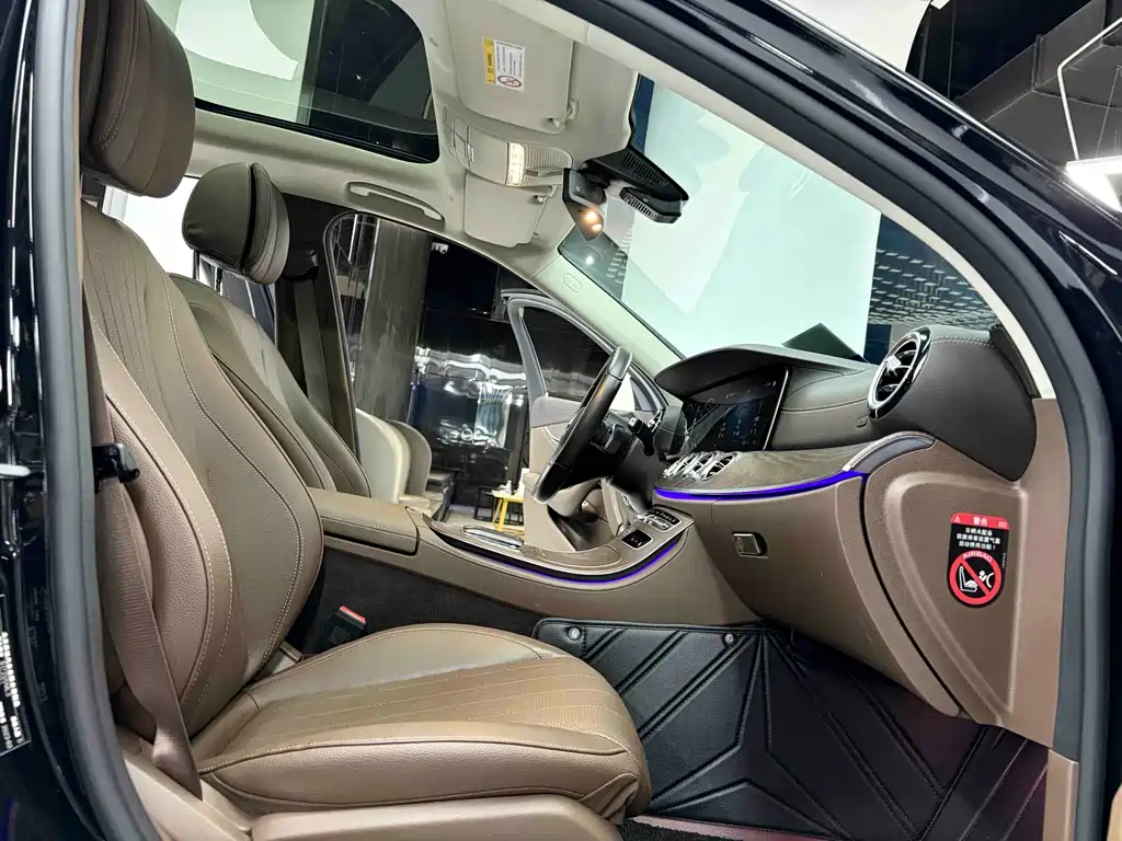 Mercedes-Benz E-Class 2023 E 300 L Luxury Model купить на сайте DeffCars