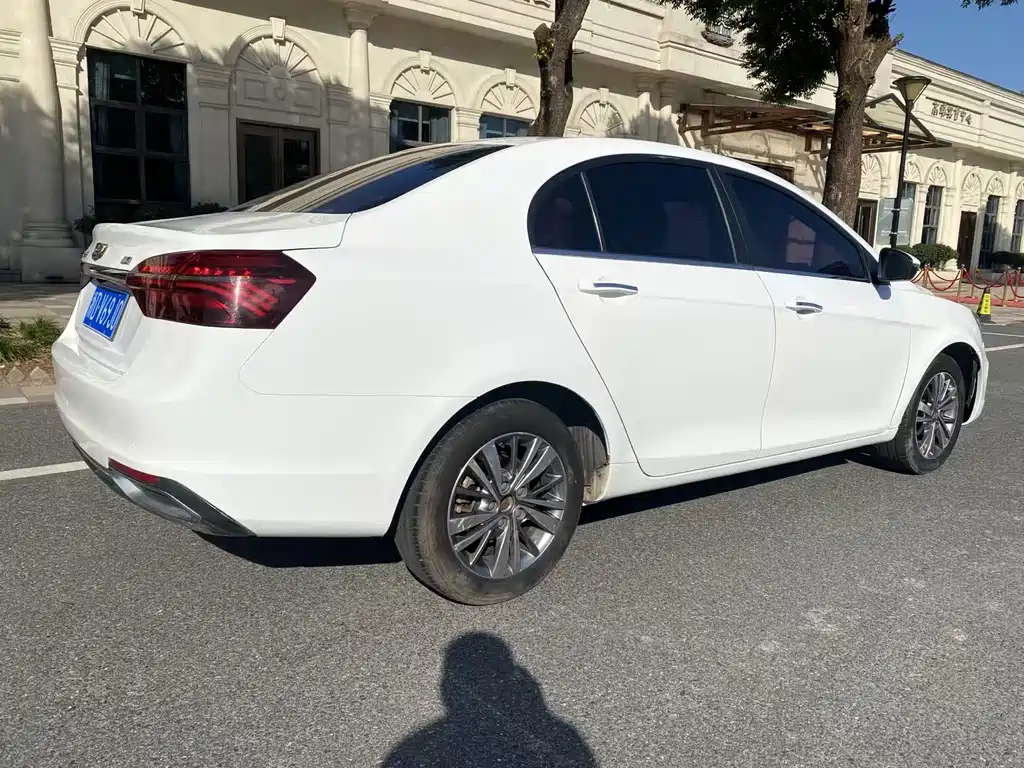 Emgrand 2018 1.5L CVT upward interconnection version купить на сайте DeffCars