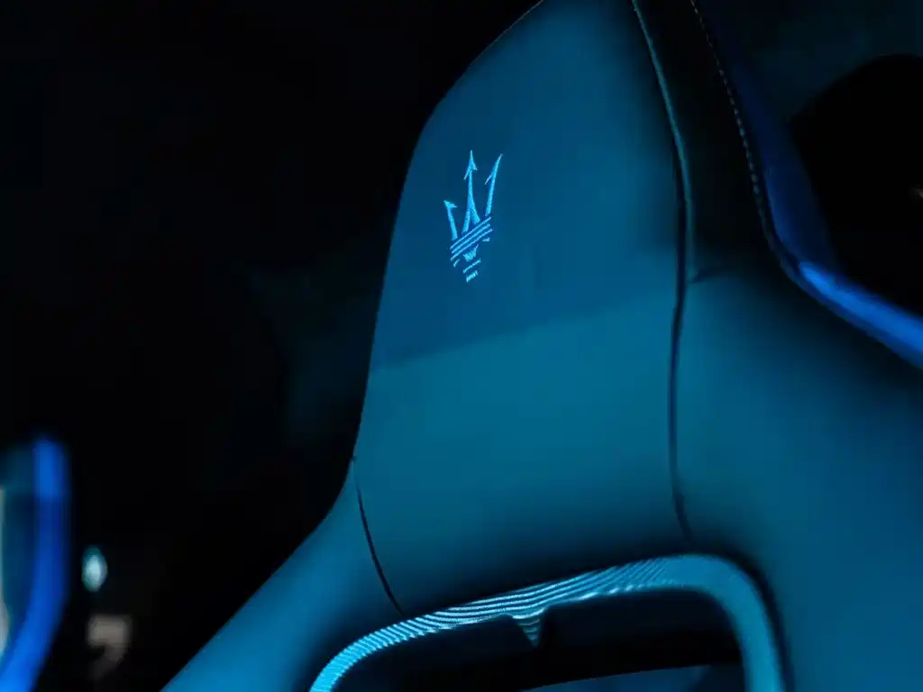 Maserati MC20 2023 3.0T Standard Edition купить на сайте DeffCars
