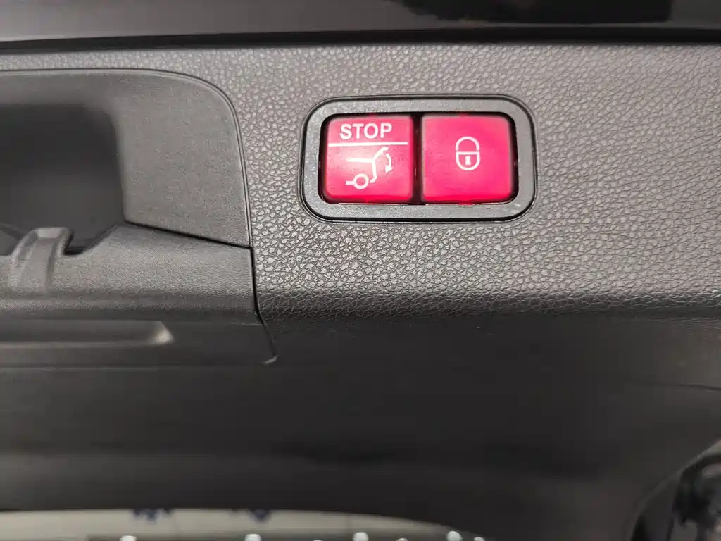 Mercedes-Benz GLC 2020 GLC 300 L 4MATIC luxury model купить на сайте DeffCars