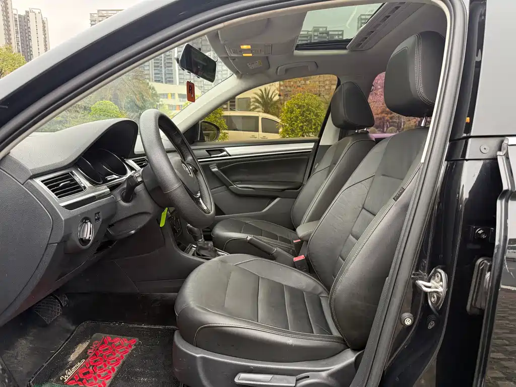 Bora 2018 1.5L automatic comfort model купить на сайте DeffCars