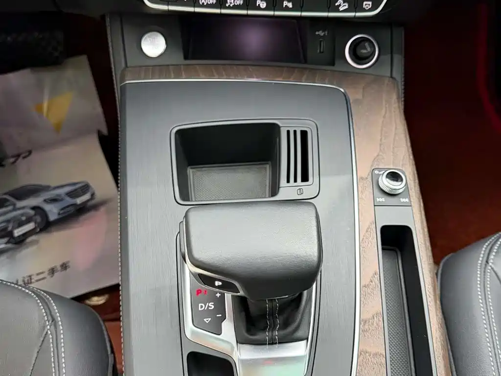 Audi Q5L 2022 45T luxury and elegant model купить на сайте DeffCars