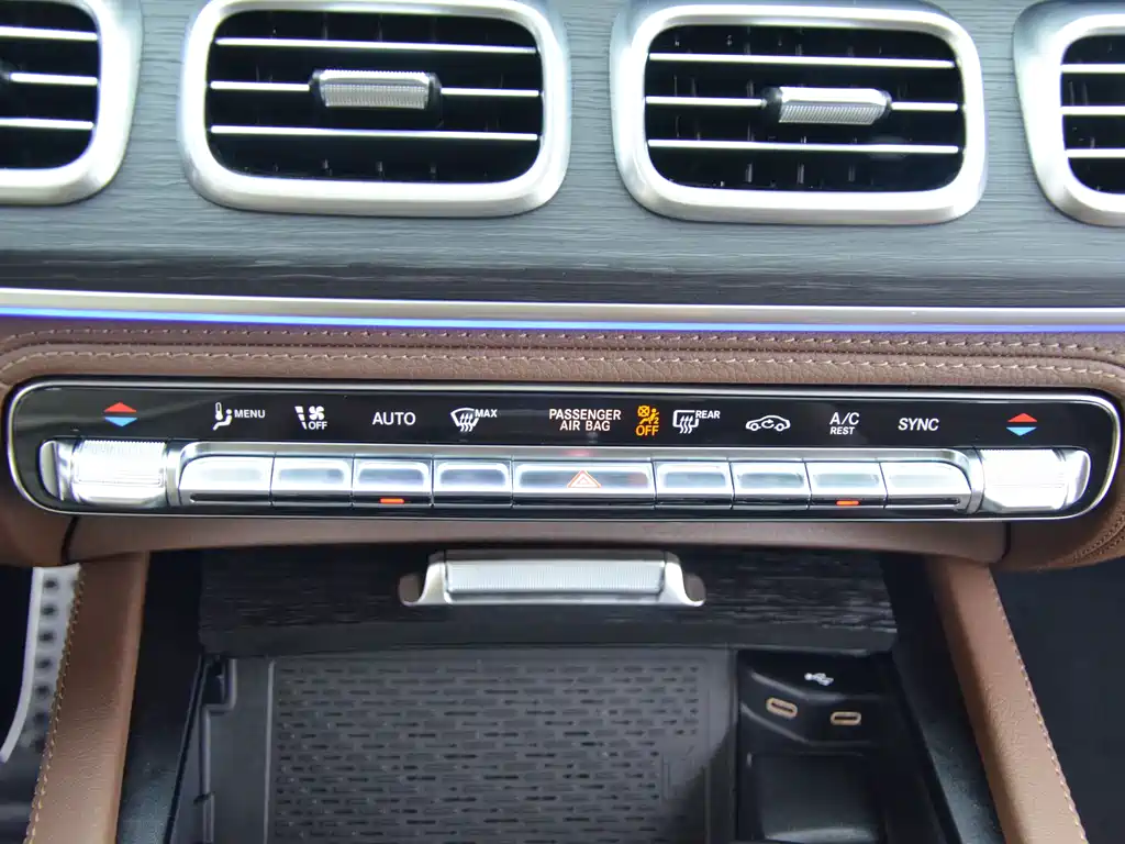 Mercedes-Benz GLS 2024 GLS 450 4MATIC Fashion Model купить на сайте DeffCars