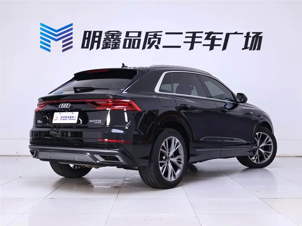 Audi Q8 2023 55 TFSI luxury and dynamic model купить на сайте DeffCars