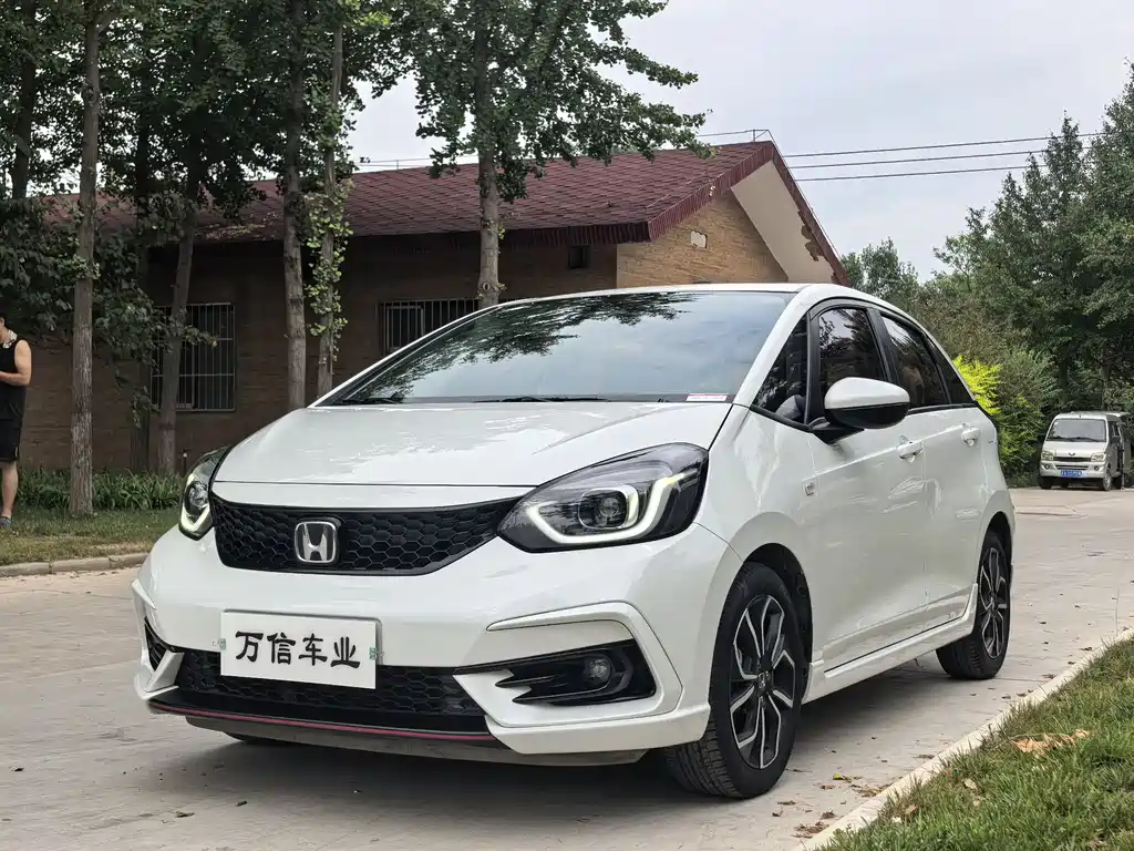 LIFE 2021 1.5L CVT SPO-SS Smart Edition купить на сайте DeffCars