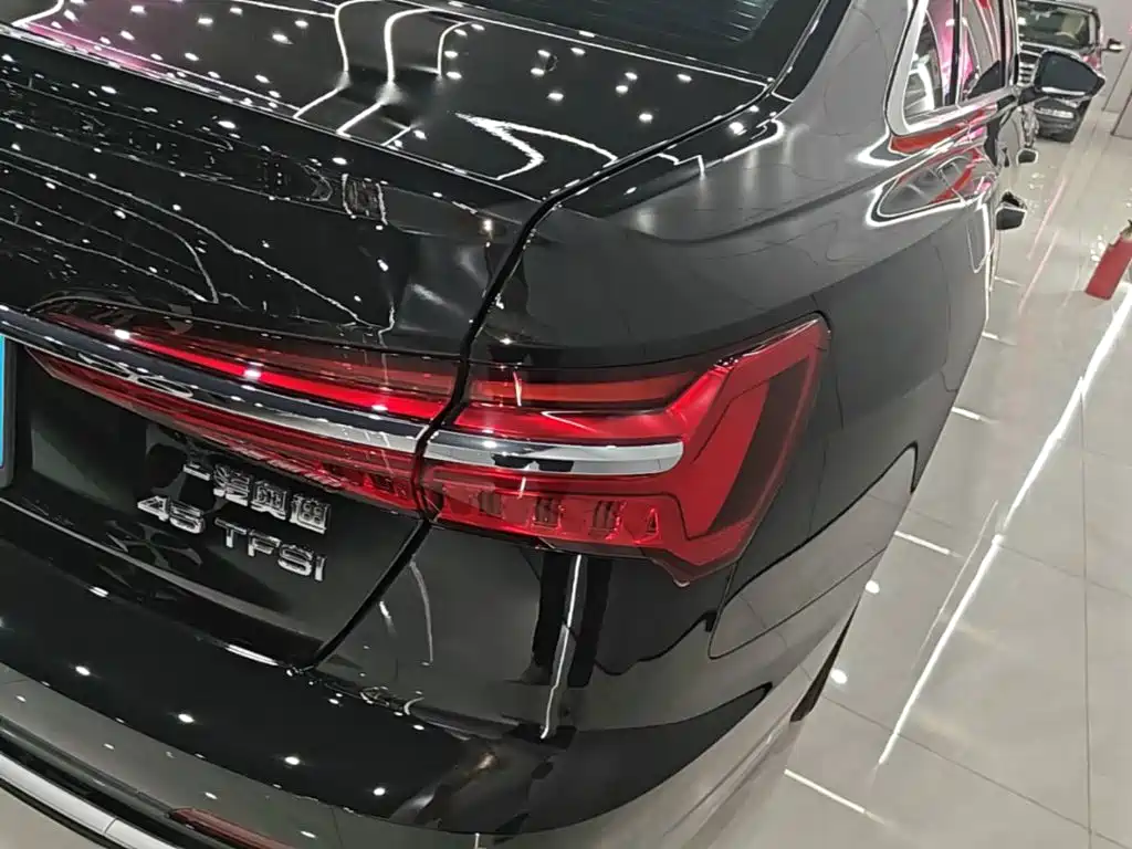 Audi A6L 2023款 45 TFSI 臻选动感型 купить на сайте DeffCars