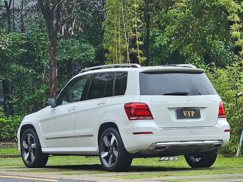Mercedes-Benz GLK-Class 2013 GLK 300 4MATIC Dynamic Sunroof Type купить на сайте DeffCars