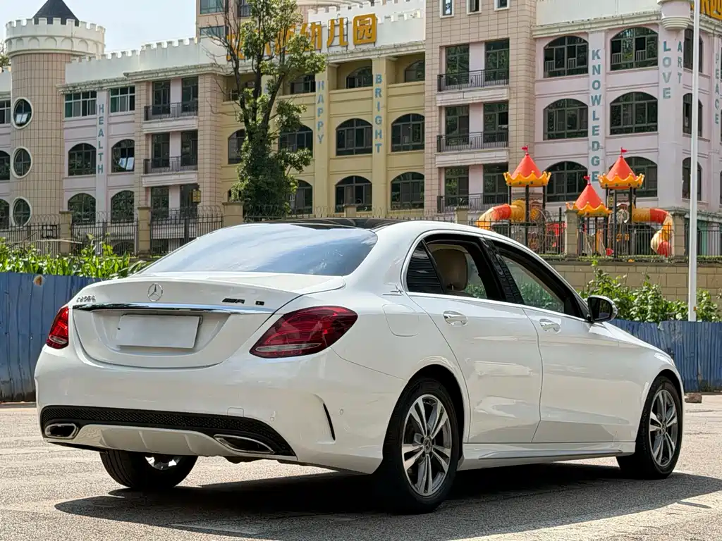 Mercedes-Benz C-Class 2018 C 200 L Sports Edition купить на сайте DeffCars