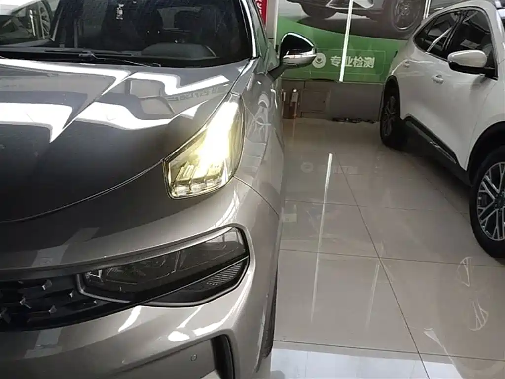 Lynk & Co 01 2021 2.0TD four-wheel drive Halo купить на сайте DeffCars