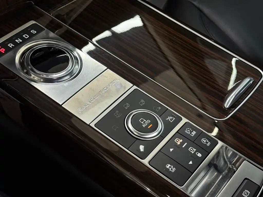 Range Rover 2017 3.0 SC V6 Vogue купить на сайте DeffCars