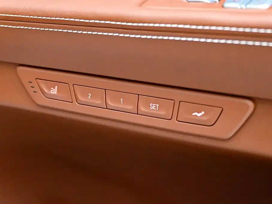 BMW 7 Series 2018 740Li xDrive Exclusive M Sports Package купить на сайте DeffCars