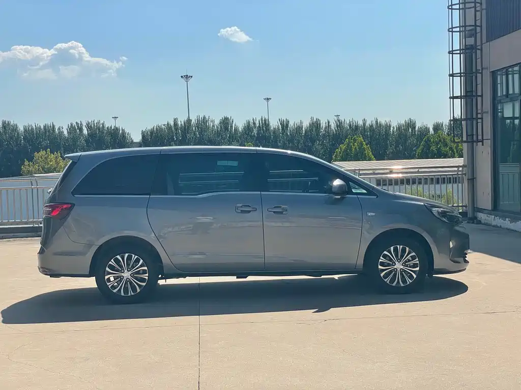 Buick GL8 2021 Land Business Class 652T Comfort купить на сайте DeffCars