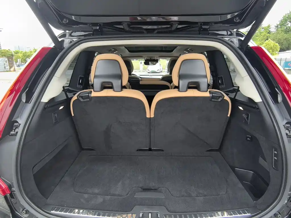 Volvo XC90 2015 T6 Zhizun Edition 7 seats купить на сайте DeffCars