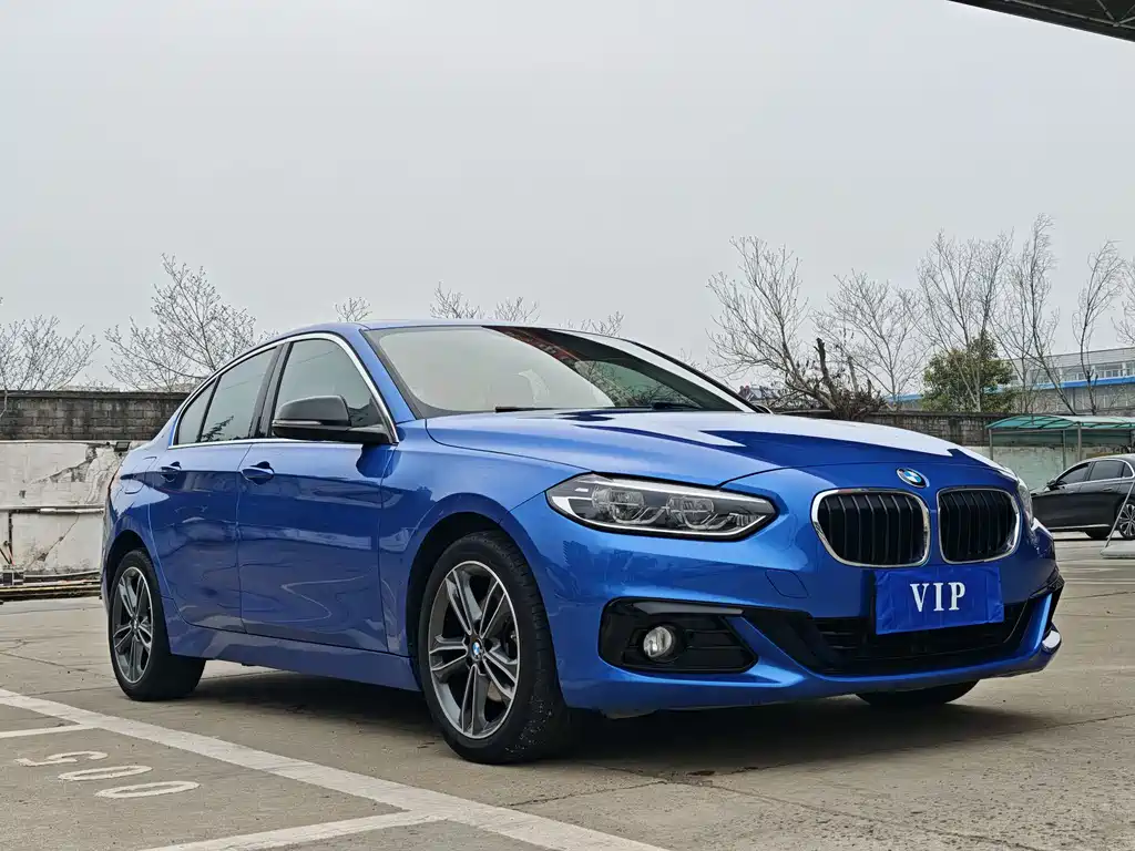 BMW 1 Series 2018 118i Sports купить на сайте DeffCars