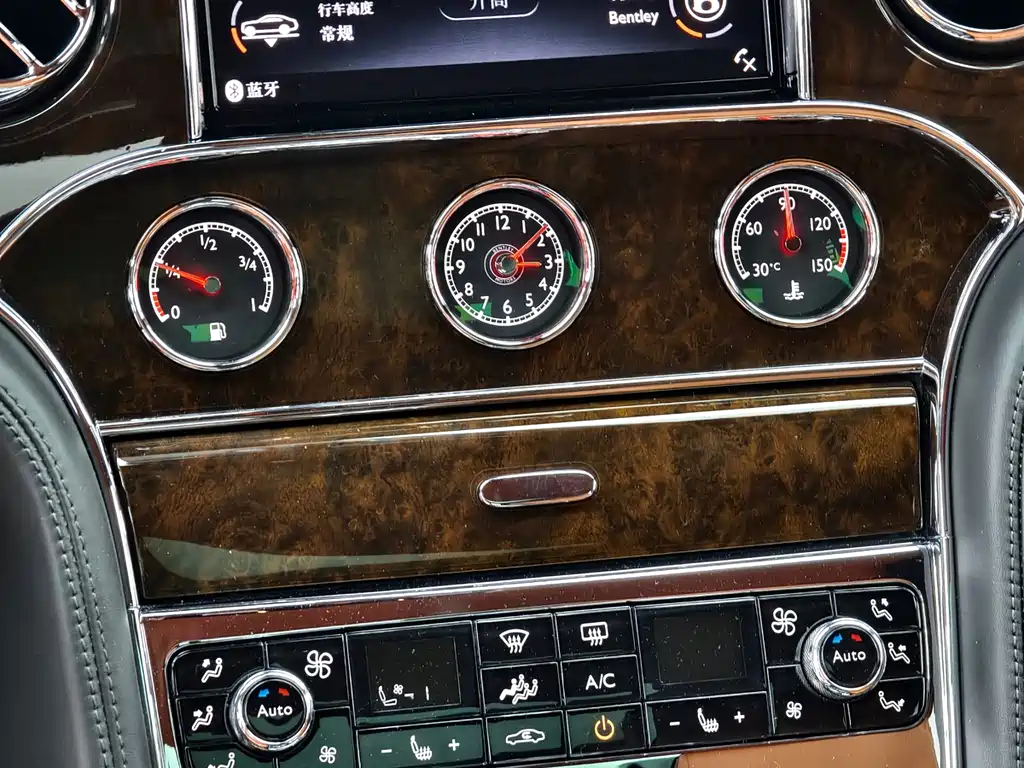 Mulsanne 2017 6.8T long wheelbase version купить на сайте DeffCars