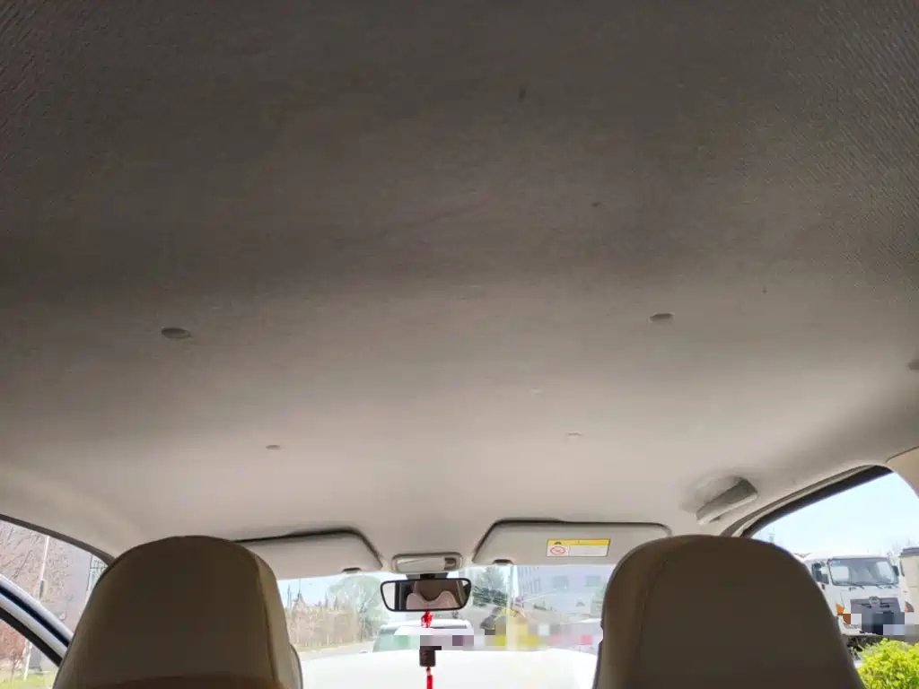 Hongguang MINIEV 2024 third generation 215km advanced version купить на сайте DeffCars