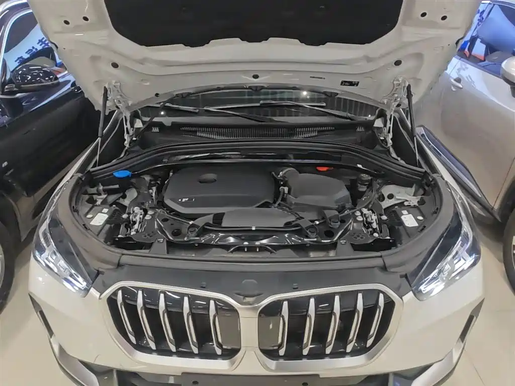 BMW X1 2023 xDrive25Li X Design Package купить на сайте DeffCars