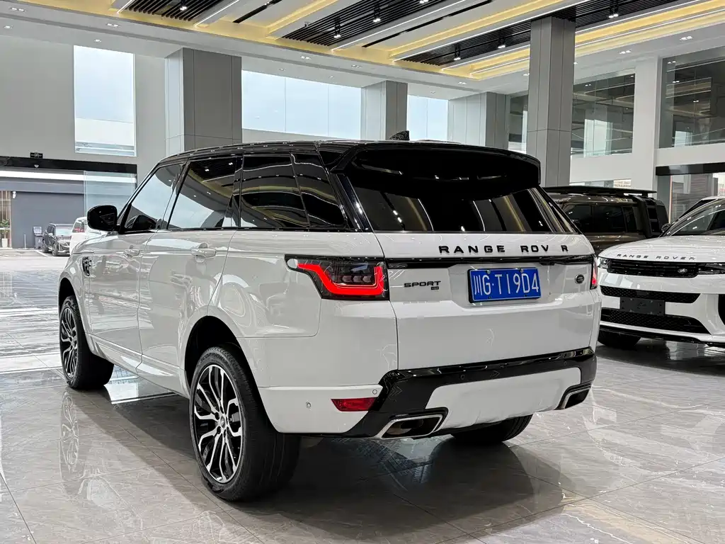 Range Rover Sport 2022 3.0 L6 Black Edition купить на сайте DeffCars