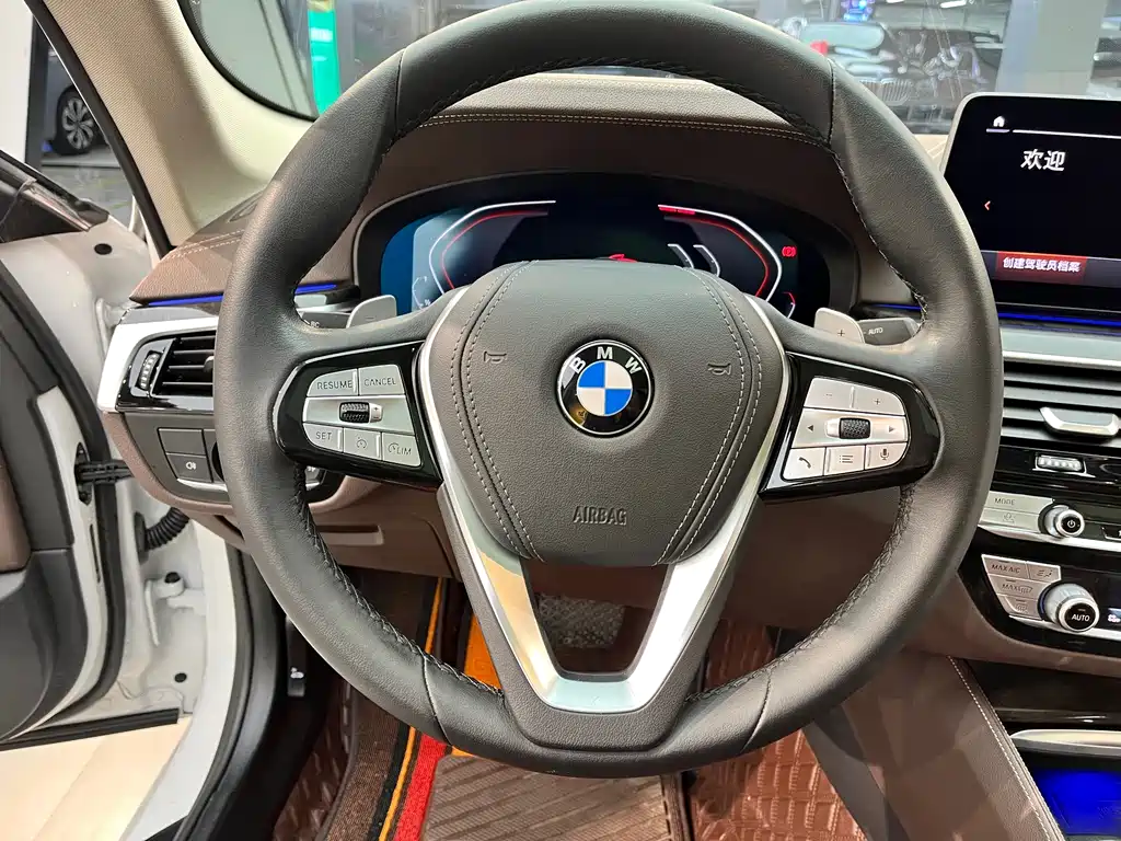 BMW 5 Series 2021 530Li Exclusive Luxury Package купить на сайте DeffCars