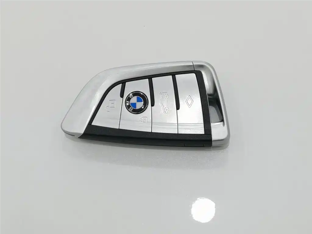 BMW 5 Series 2023 530Li Leading M Sports Package купить на сайте DeffCars