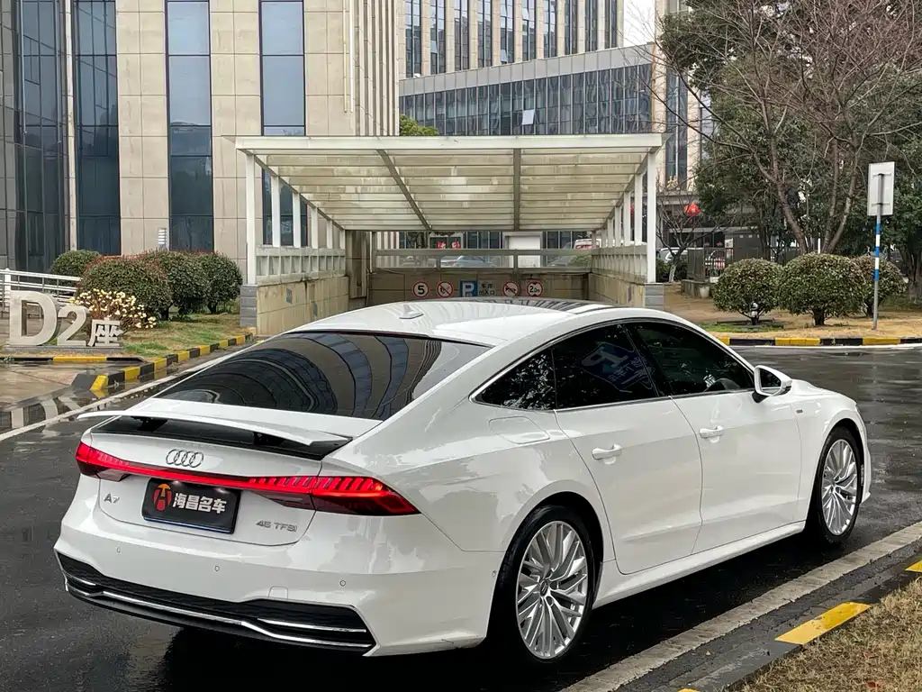 Audi A7 2020 45 TFSI Premium Selection купить на сайте DeffCars