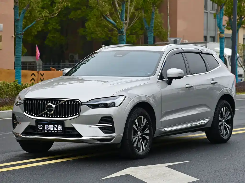 Volvo XC60 2023 B5 four-wheel drive Zhiyi Luxury Edition купить на сайте DeffCars