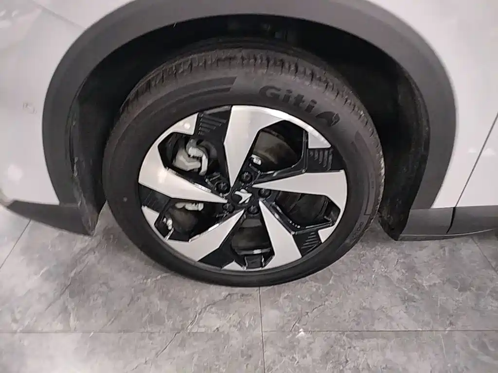 Alpha T5 2026款 增程 1215 Yuan境Senova Zhixing版 купить на сайте DeffCars