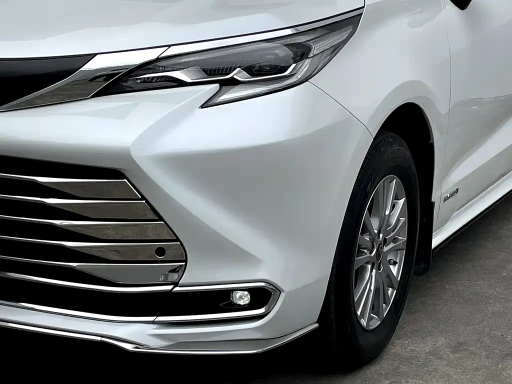 SIENNA 2021 2.5L Hybrid Comfort Edition купить на сайте DeffCars