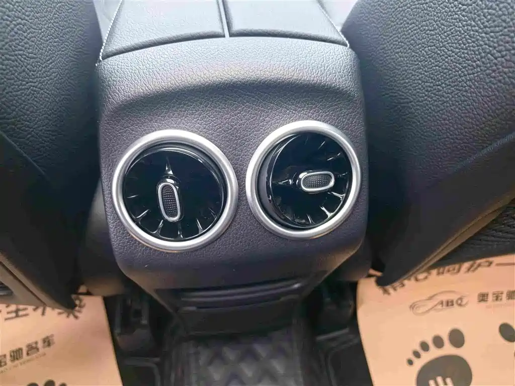 Mercedes GLB 2024 Model 200 Dynamic купить на сайте DeffCars